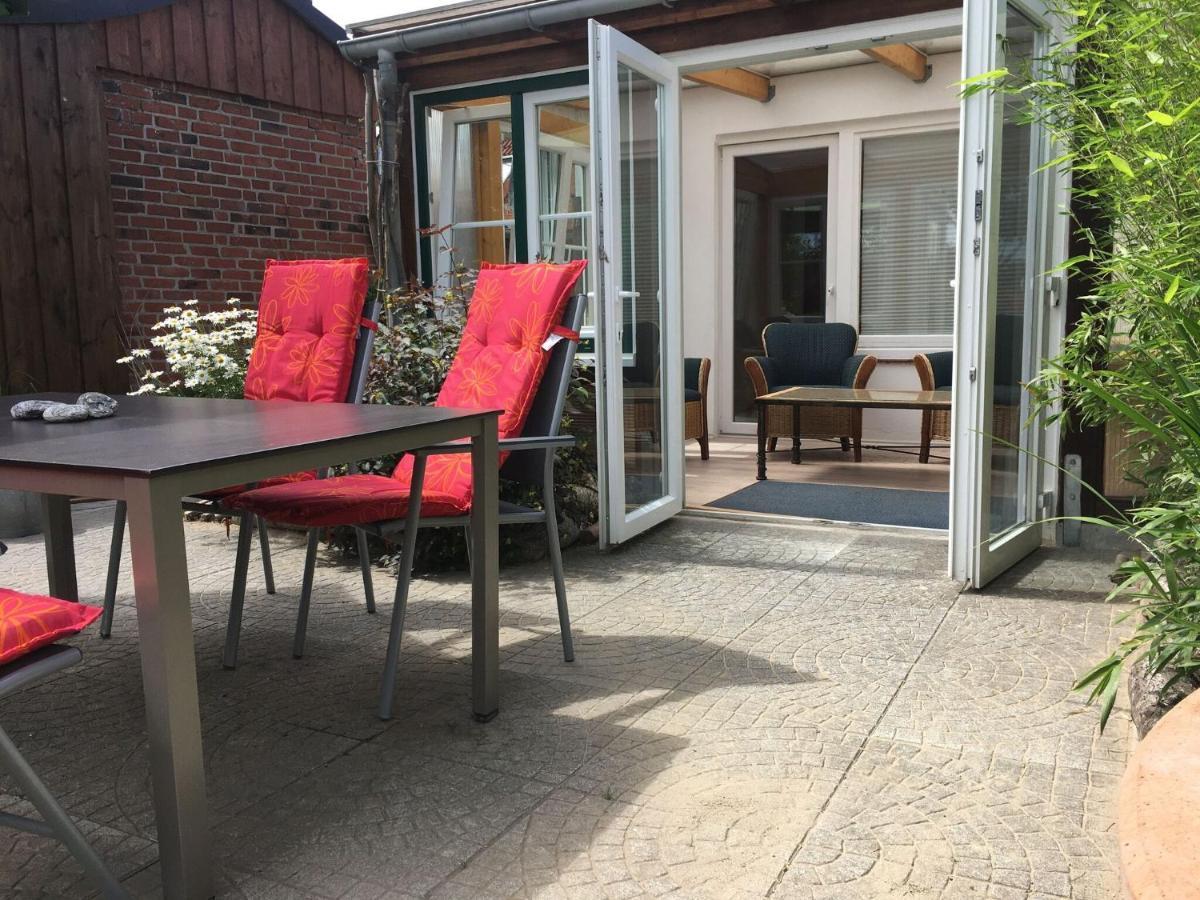 Holiday Home With Conservatory Dannau Exterior photo